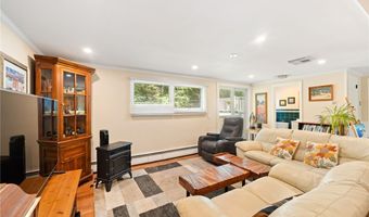 505 Cedar Ave, East Greenwich, RI 02818