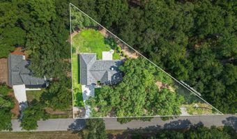 24 Alumni Rd, Beaufort, SC 29907