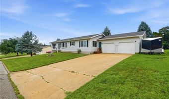202 Wilson Ct, Anamosa, IA 52205