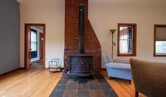 217 Bolton Rd, Cabot, VT 05647