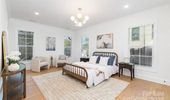 1010 E 19th St, Charlotte, NC 28205