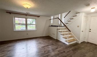 743 Eaglebrooke Dr, Ballwin, MO 63021
