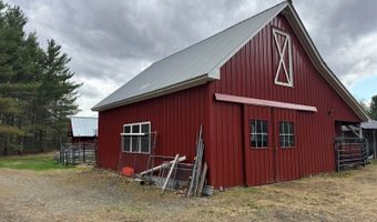 7 Howard Siding Ln, Abbot, ME 04406