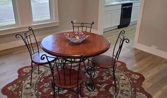 512 5th St N, Amory, MS 38821