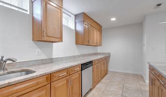 424 Q St NW B, Washington, DC 20001