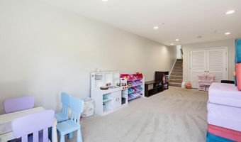 911 WHITSTABLE Blvd, Arnold, MD 21012