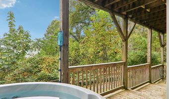 311 Jacks Knob Rd, Barnardsville, NC 28709