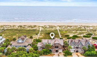 978 S Bald Head Wynd, Bald Head Island, NC 28461