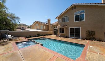 7520 E Toyon Ln, Anaheim, CA 92808