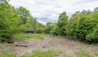 42 Pleasant St, Antrim, NH 03440