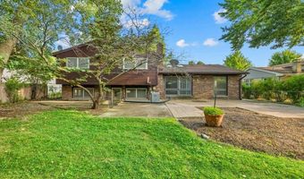 602 E Hackberry Dr, Arlington Heights, IL 60004