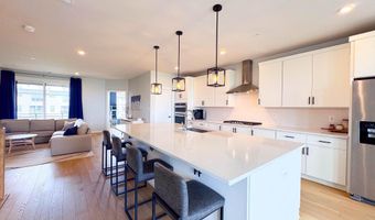 22391 CLAUDE MOORE Dr, Ashburn, VA 20148