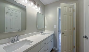 206 Riverchase Dr, Bainbridge, GA 39819