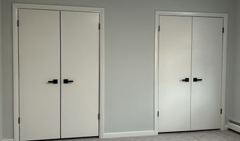 111 Sutton Pl 111, Bloomfield, CT 06002