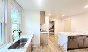 1730 N ONEIDA St, Appleton, WI 54911