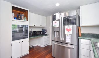 1458 CLUBVIEW Dr, Alexander City, AL 35010