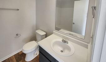 625 Meadows Edge Ln, Indianapolis, IN 46217