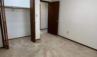 603 S 10th St, Albia, IA 52531