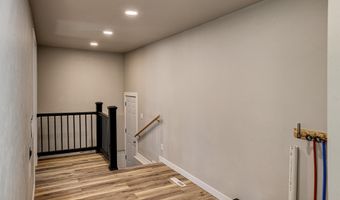 1315 W SUMMER St, Appleton, WI 54914