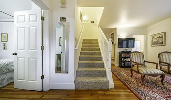 144 N 2nd St, Ashland, OR 97520