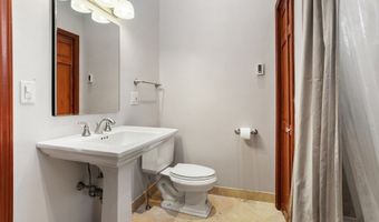 6 South St, Acton, MA 01720