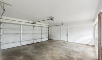 927 Bourbon Ave, Baton Rouge, LA 70808
