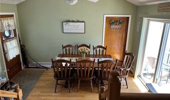 9 Cannon St, Cranston, RI 02920
