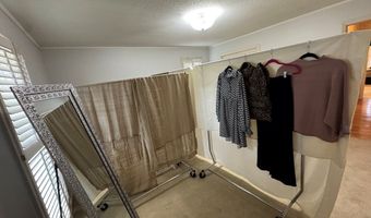 240 Whittle Cir, Ashburn, GA 31714