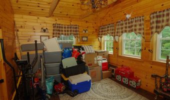 47 Gales Rd, Abbot, ME 04406