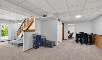 416 Harvest Hill Ct, Ballwin, MO 63021