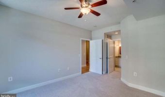 3650 S GLEBE Rd 244, Arlington, VA 22202