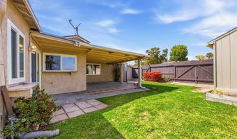 1404 Peacock Blvd, Oceanside, CA 92056