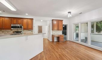 1496 Fallsbrook, Acworth, GA 30101