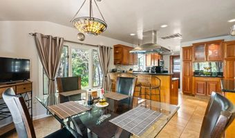 10880 Hess Dr, La Mesa, CA 91941