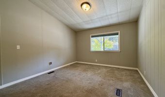 98825 PLEASANT HILL Dr 26, Brookings, OR 97415