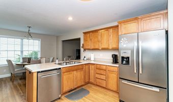 2732 Northridge Ln, Ames, IA 50010