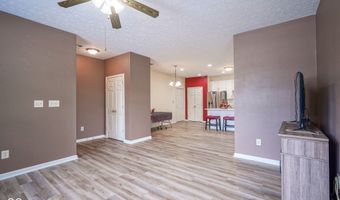2511 Big Bear Ln 15, Indianapolis, IN 46217