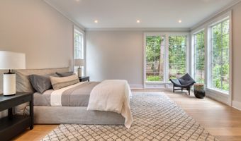 39 Timber Trl, Amagansett, NY 11930