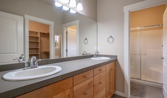 21022 JENNY MARIE Ln, Aurora, OR 97002