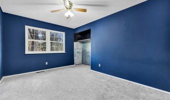 3 Newfield Ct, Ballwin, MO 63011