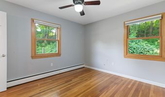 138 Wantastiquet Dr, Brattleboro, VT 05301