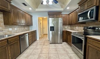 7918 Skyline Dr, Abilene, TX 79606