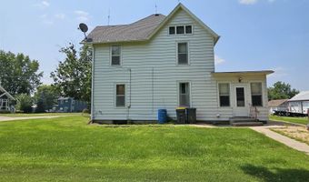 214 W Webster, Apple River, IL 61001