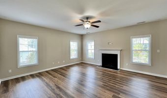 712 Sun Rd, Aberdeen, NC 28315