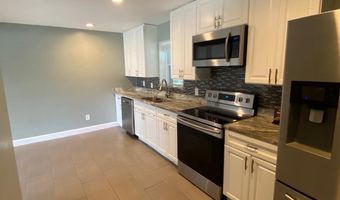 5915 BROOKLAND Rd, Alexandria, VA 22310