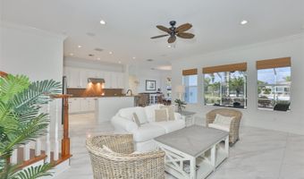 5318 LOON NEST Ct, Apollo Beach, FL 33572