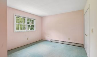 10 Terra Glen Rd, Danbury, CT 06811