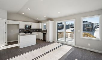 25088 Bluebird Cir, Adel, IA 50003