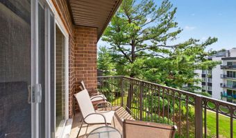 60 S VAN DORN St 519, Alexandria, VA 22304