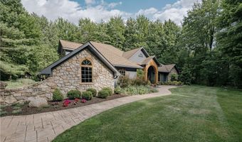 2816 Remington Pt, Aurora, OH 44202